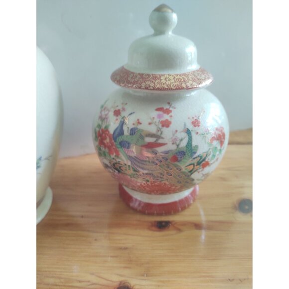 Vintage Japanese Ceramic Peacock Ginger Jar by Satsuma 6" - Picture 3 of 16